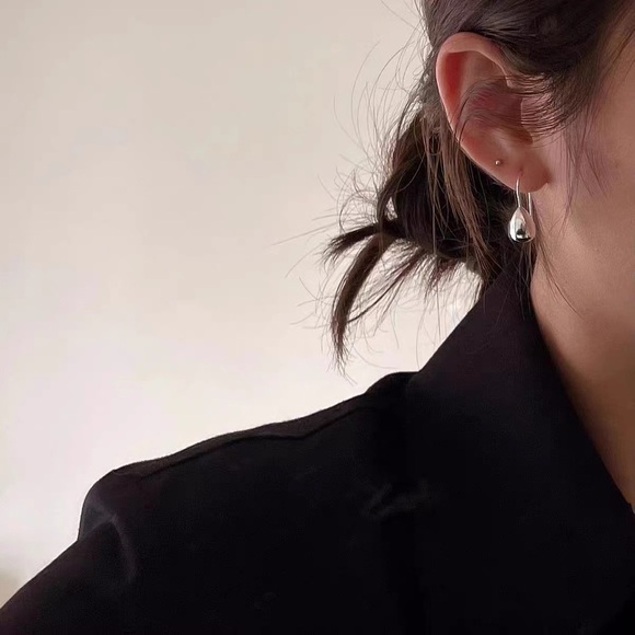 Teardrop earrings, silver drop earrings, gold earring, thread earrings - Picture 8 of 9